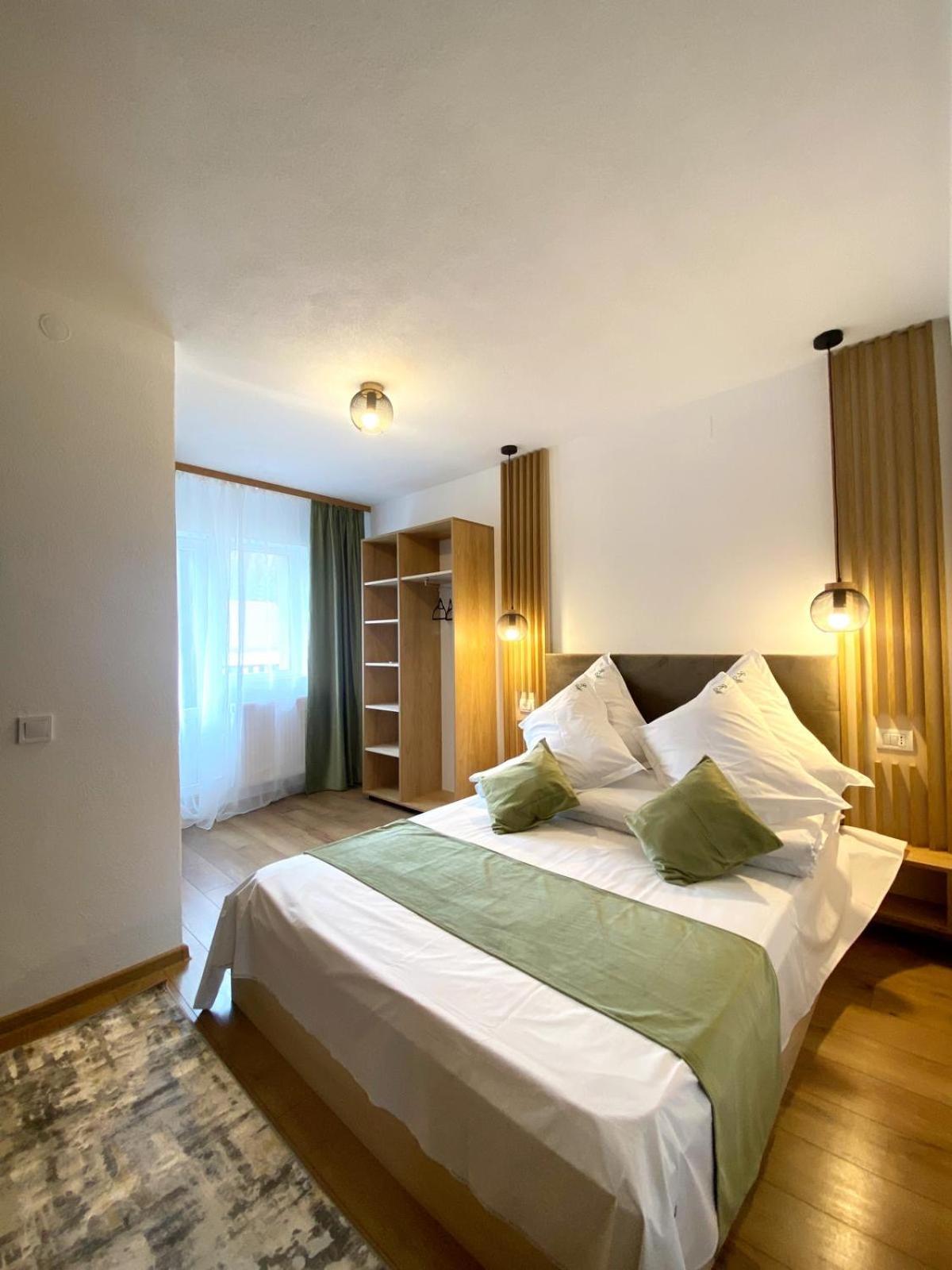 Regina Muntilor Spa&Confort มัวเยชู เด ซุส ภายนอก รูปภาพ